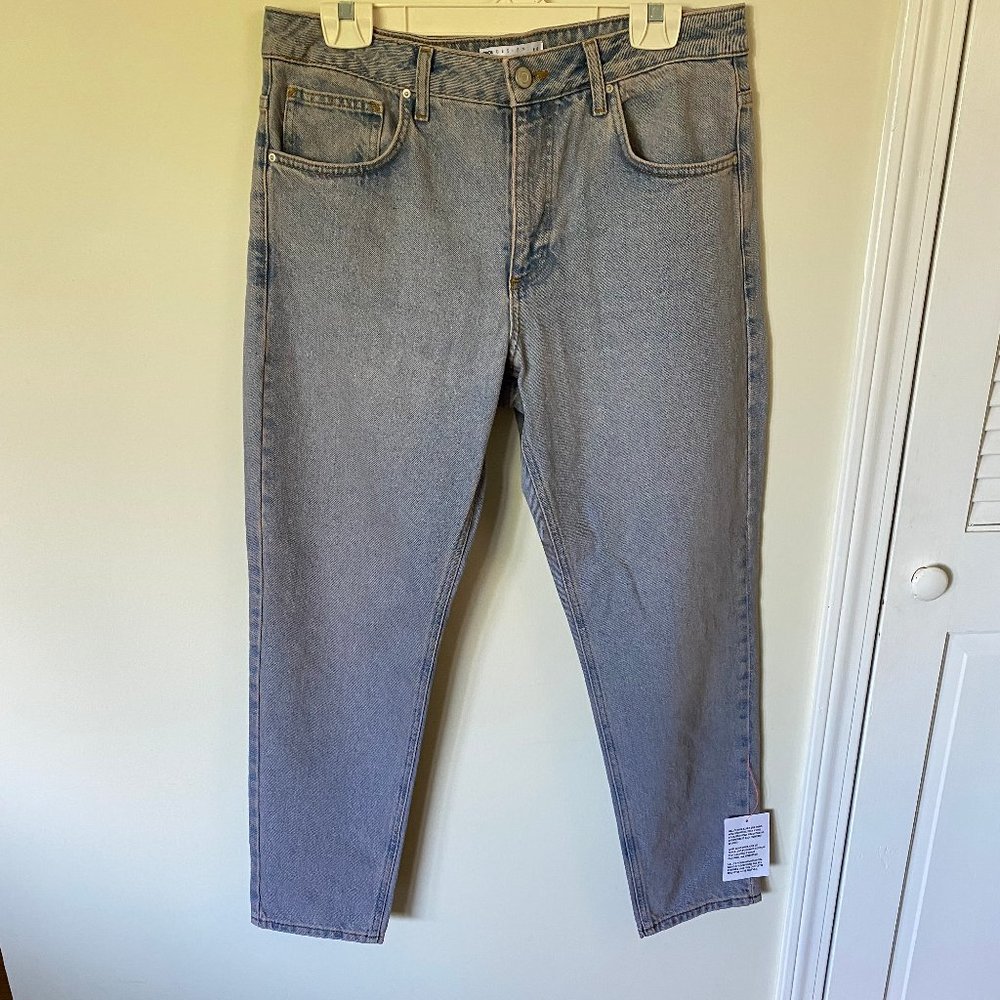 Jeans in Light Tint 32W 28L